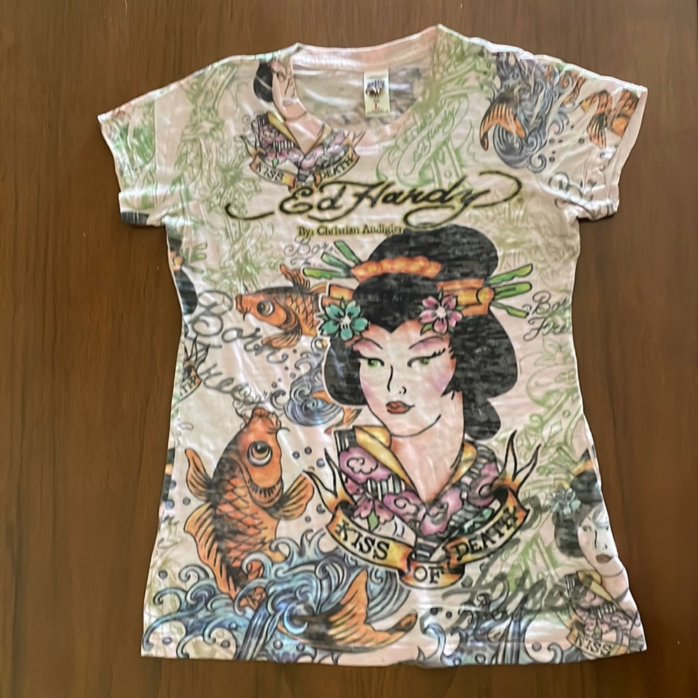 Y2K Vintage Ed Hardy by: Christian Audigier Geisha Kiss of Death Shirt
